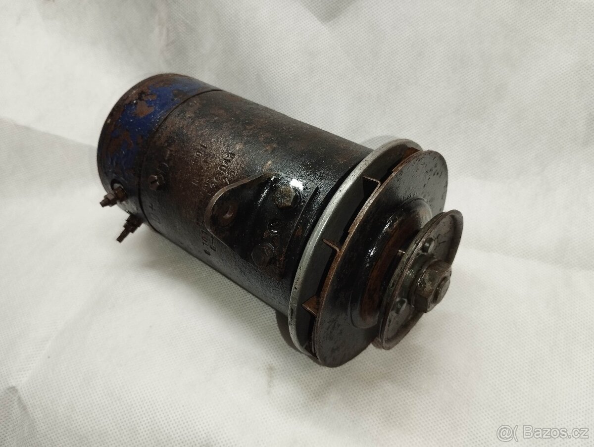 Renault R8, R10 - dynamo Bosch - 14V 30A 25