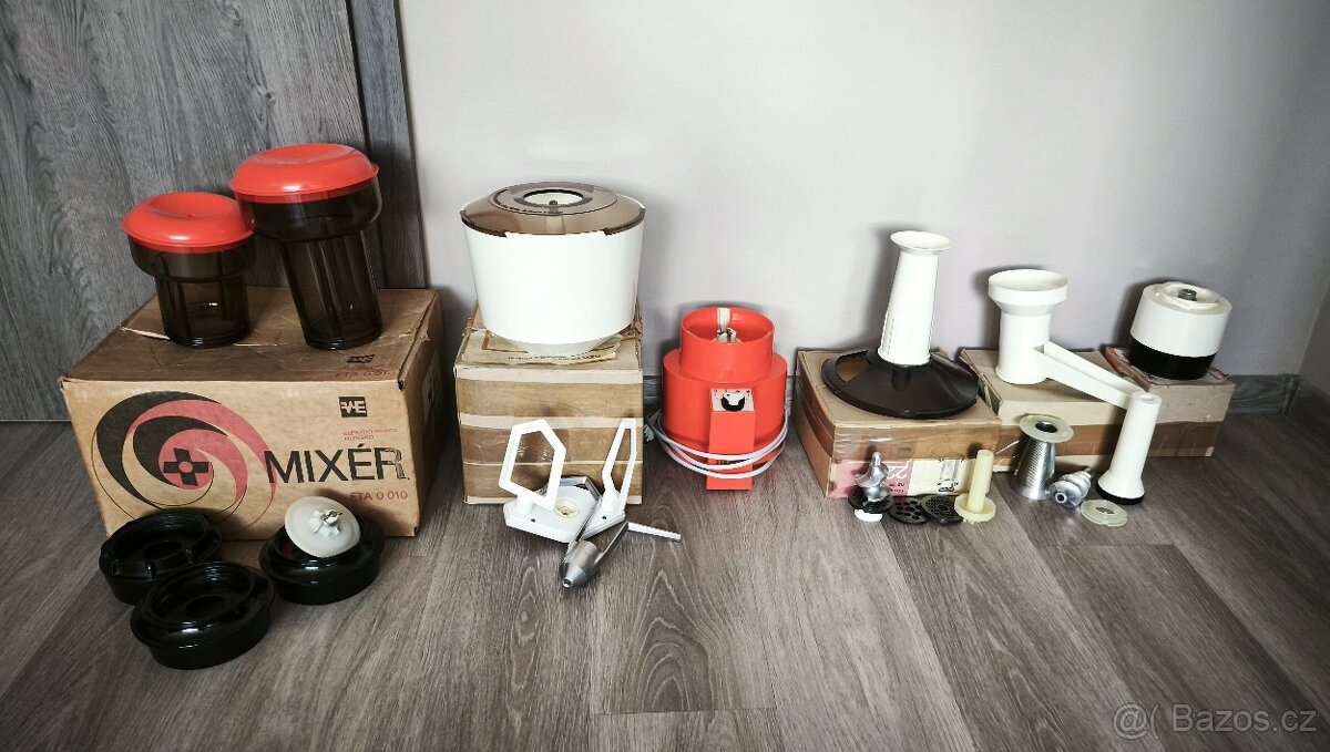 Prodám mixer ETA s příslušenstvím