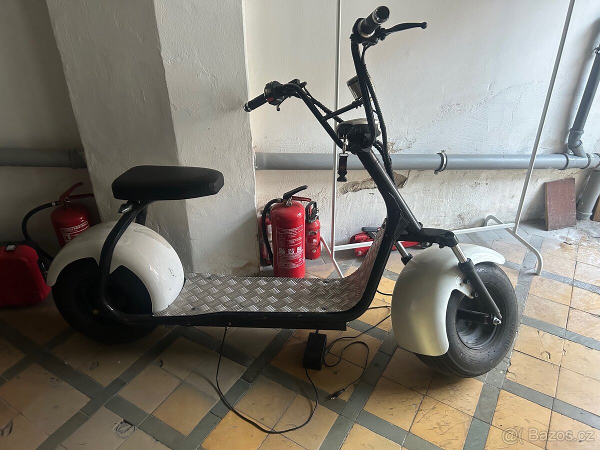 2 x Elektrokoloběžka velká