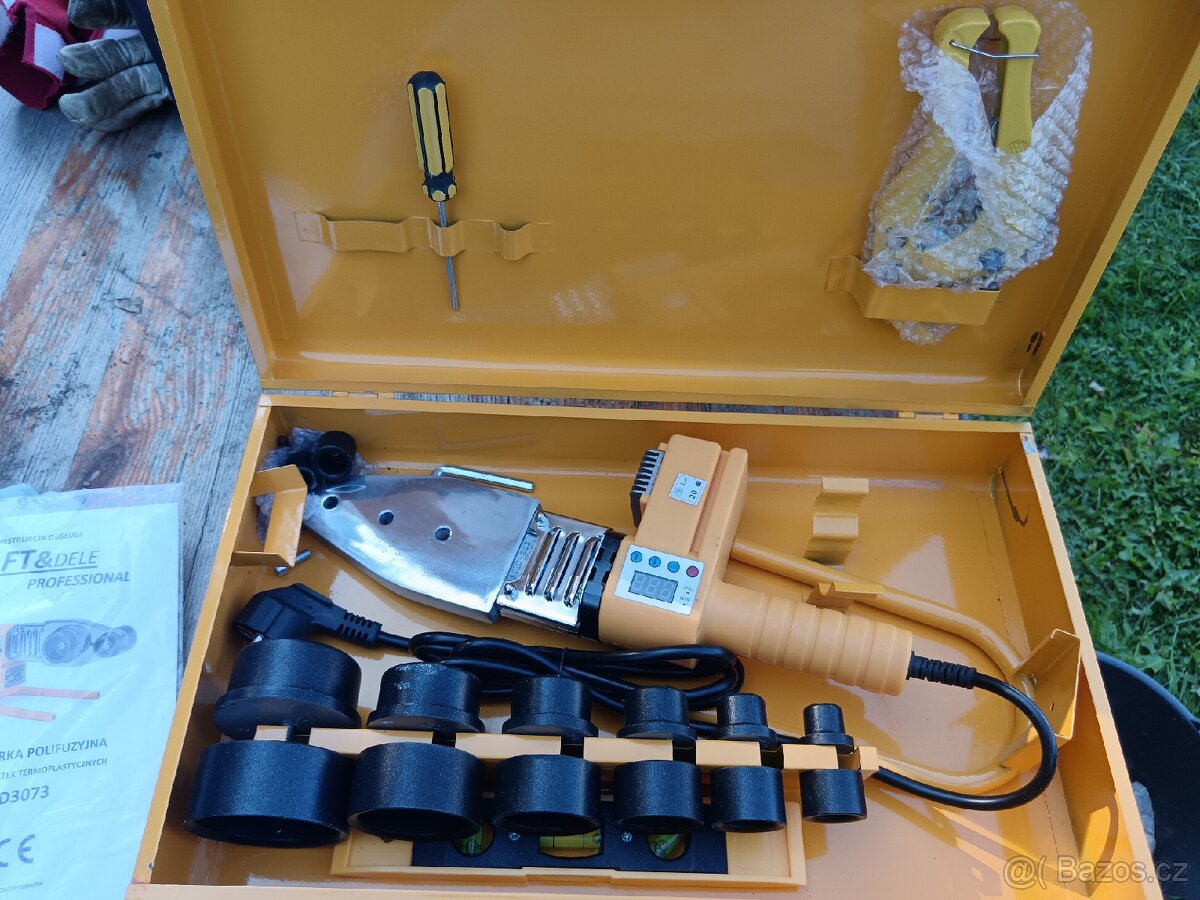 Polyfuzni svářečka