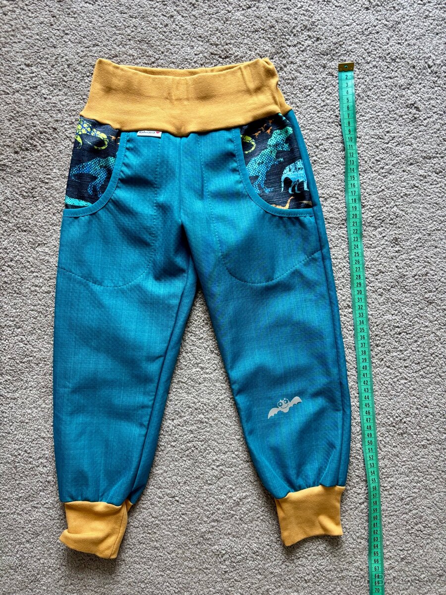 Nové softshelky Katmane vel cca 104/110