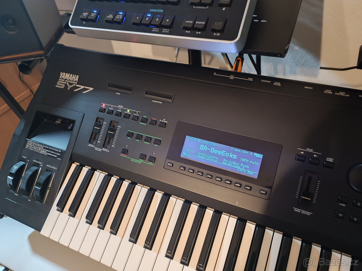 Yamaha SY77