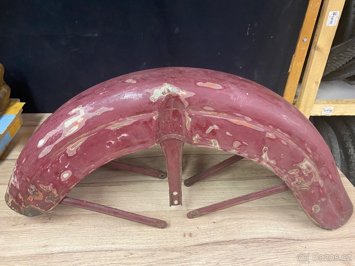 Přední blatník jawa