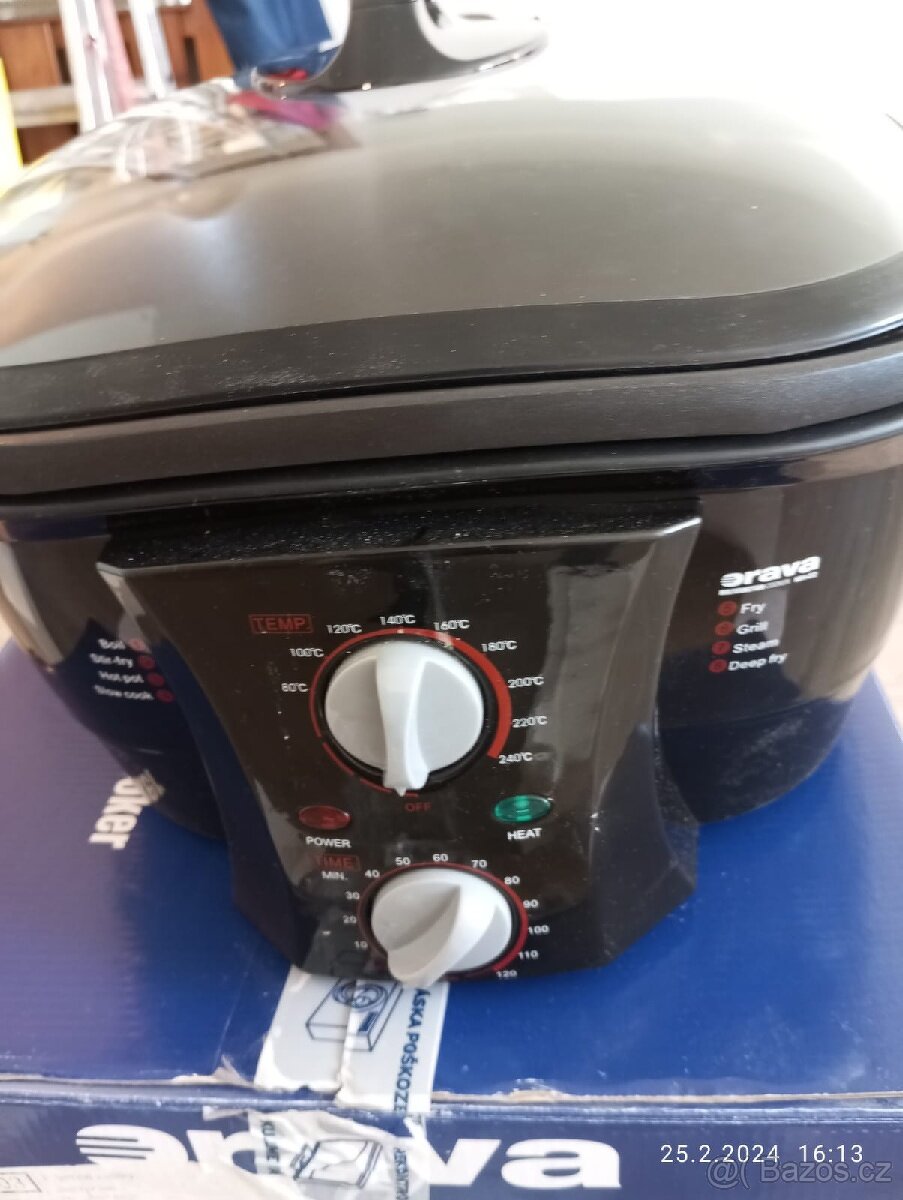 Multifunkční hrnec