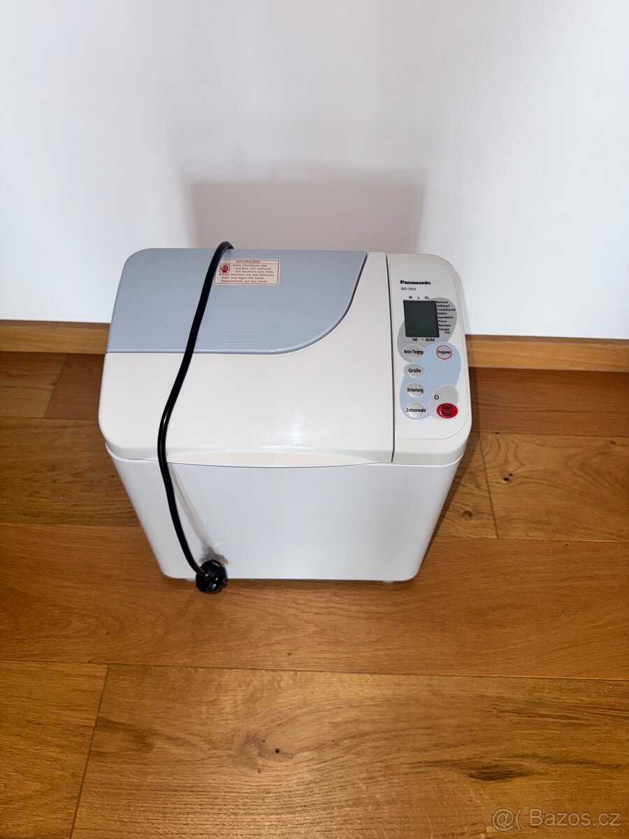 Domácí pekárna Panasonic SD-253