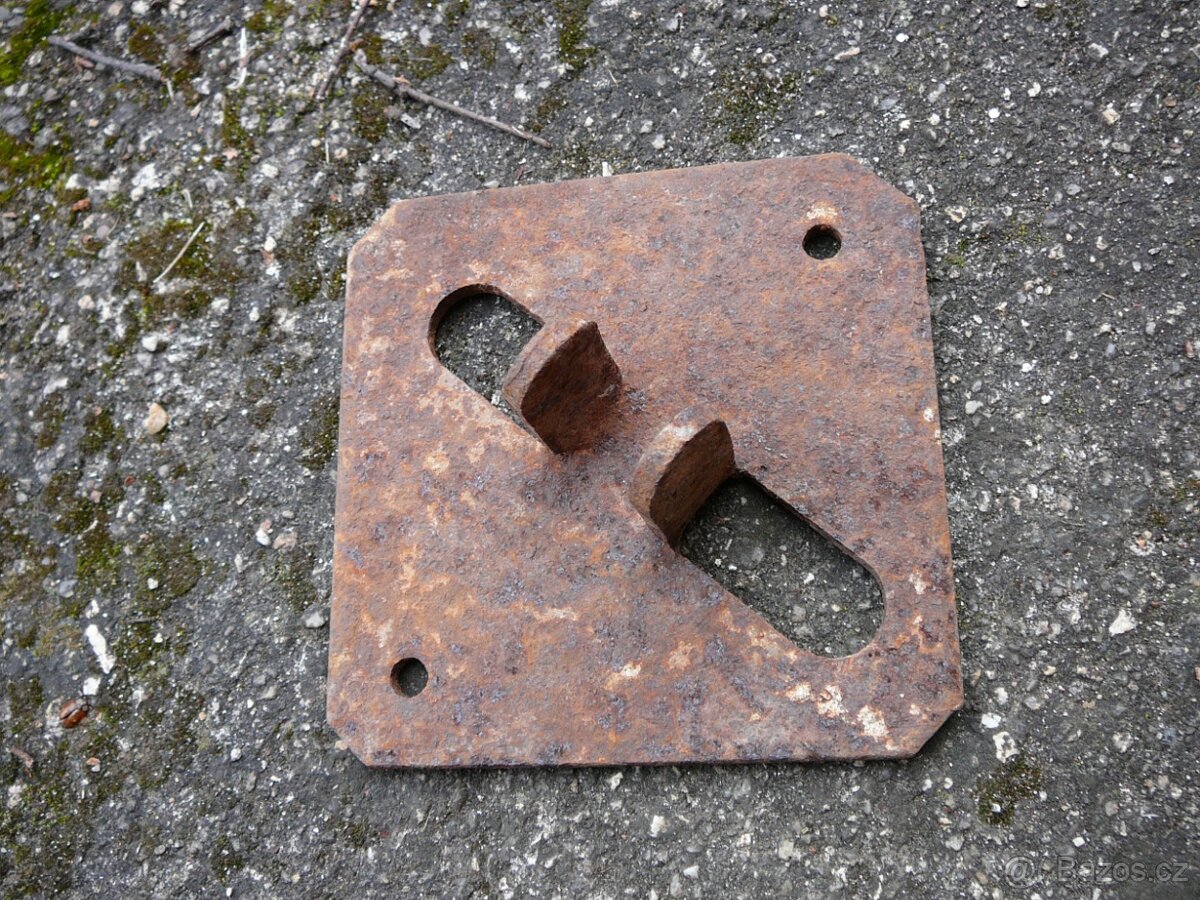 NÁNOŽKY PRO TRUBKOVÉ LEŠENÍ