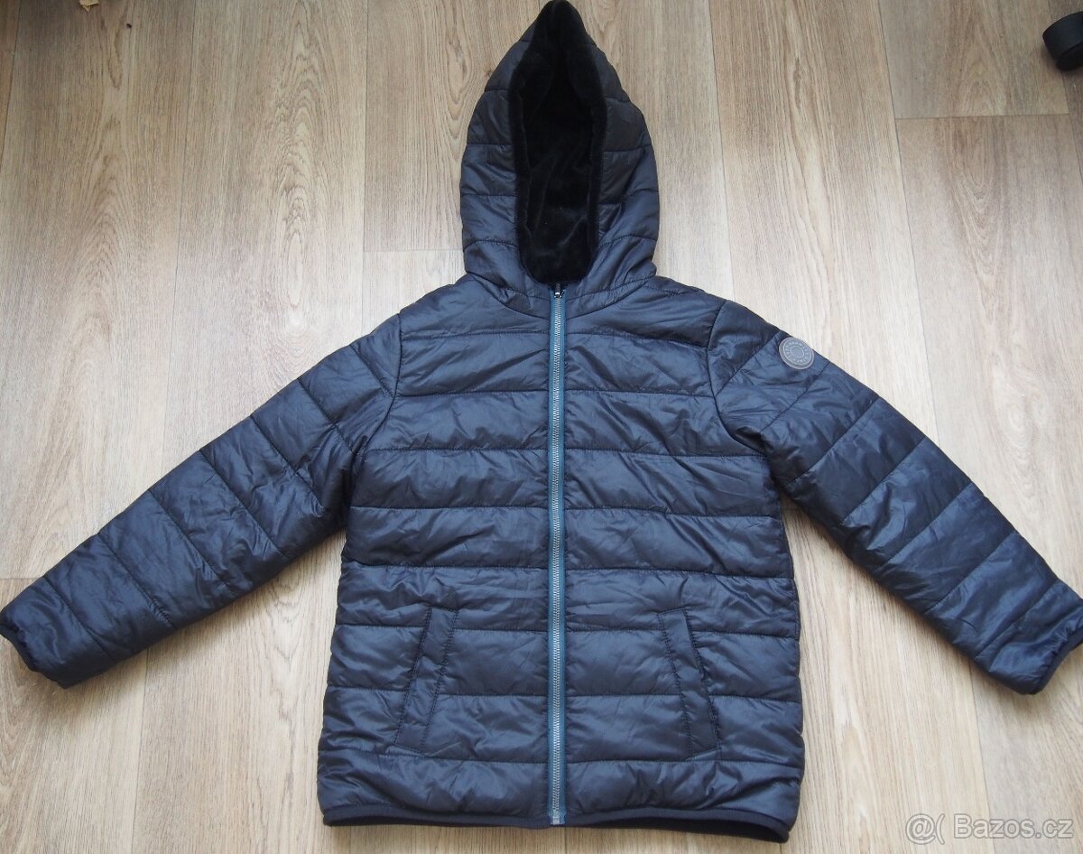 dívčí zimní bunda vel.146/152