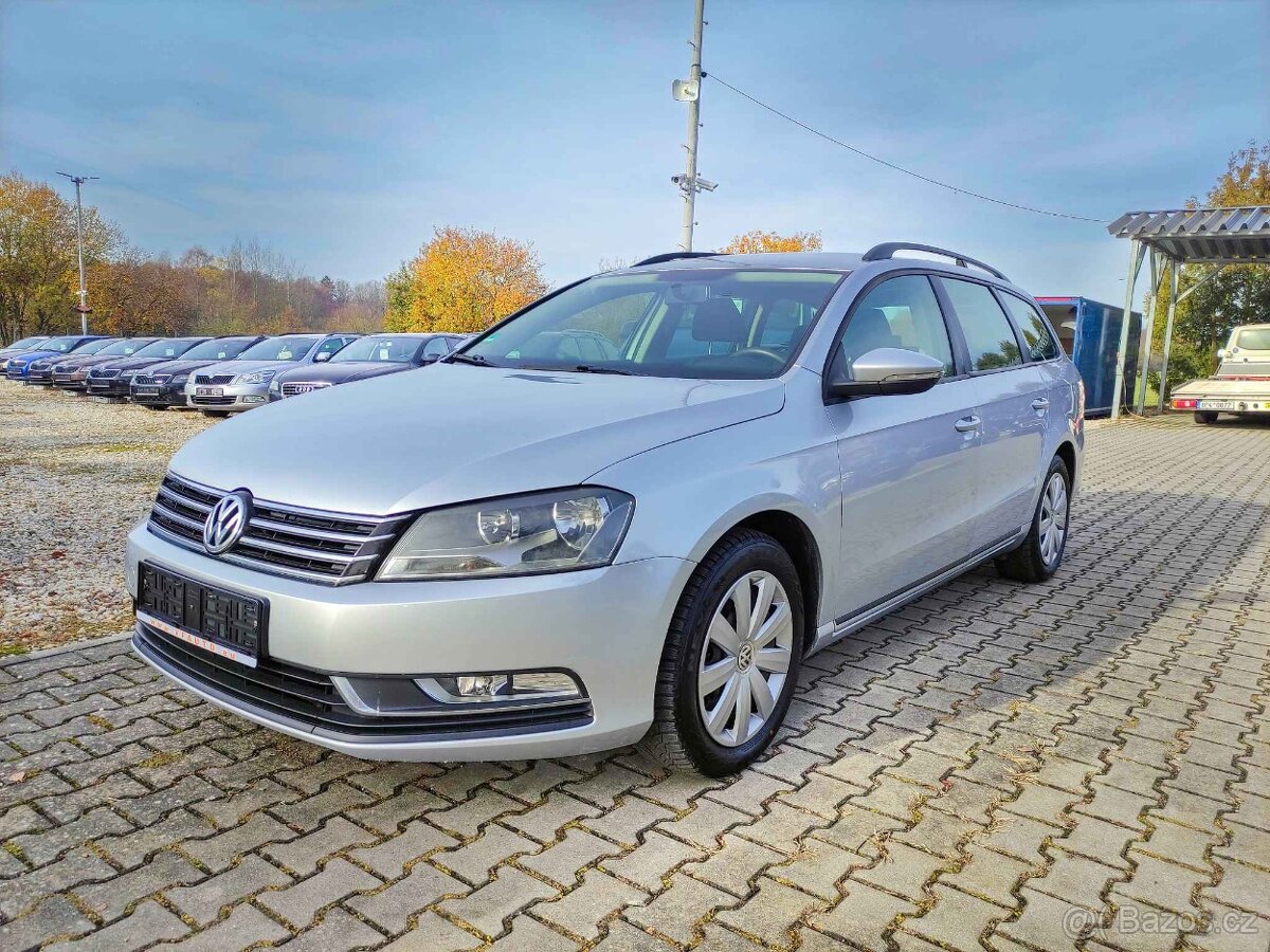 VOLKSWAGEN PASSAT 2.0 TDi 103 KW,VARIANT,6-KVALT,10x AIRBAG