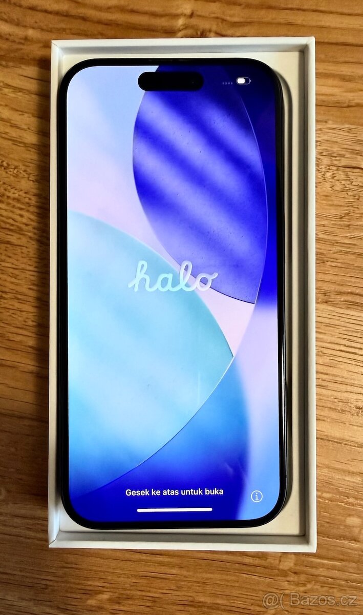 Phone 15 Pro 128 GB – Černý titan