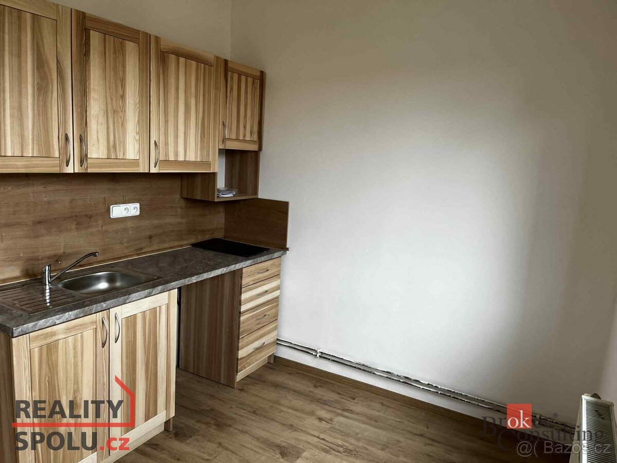 Pronájem, byty/1+kk, 16 m2, Horní Benešov, Bruntál [ID 77347