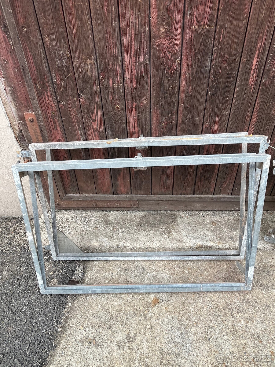 Pozinkovaná ocelová okna včetně rámů