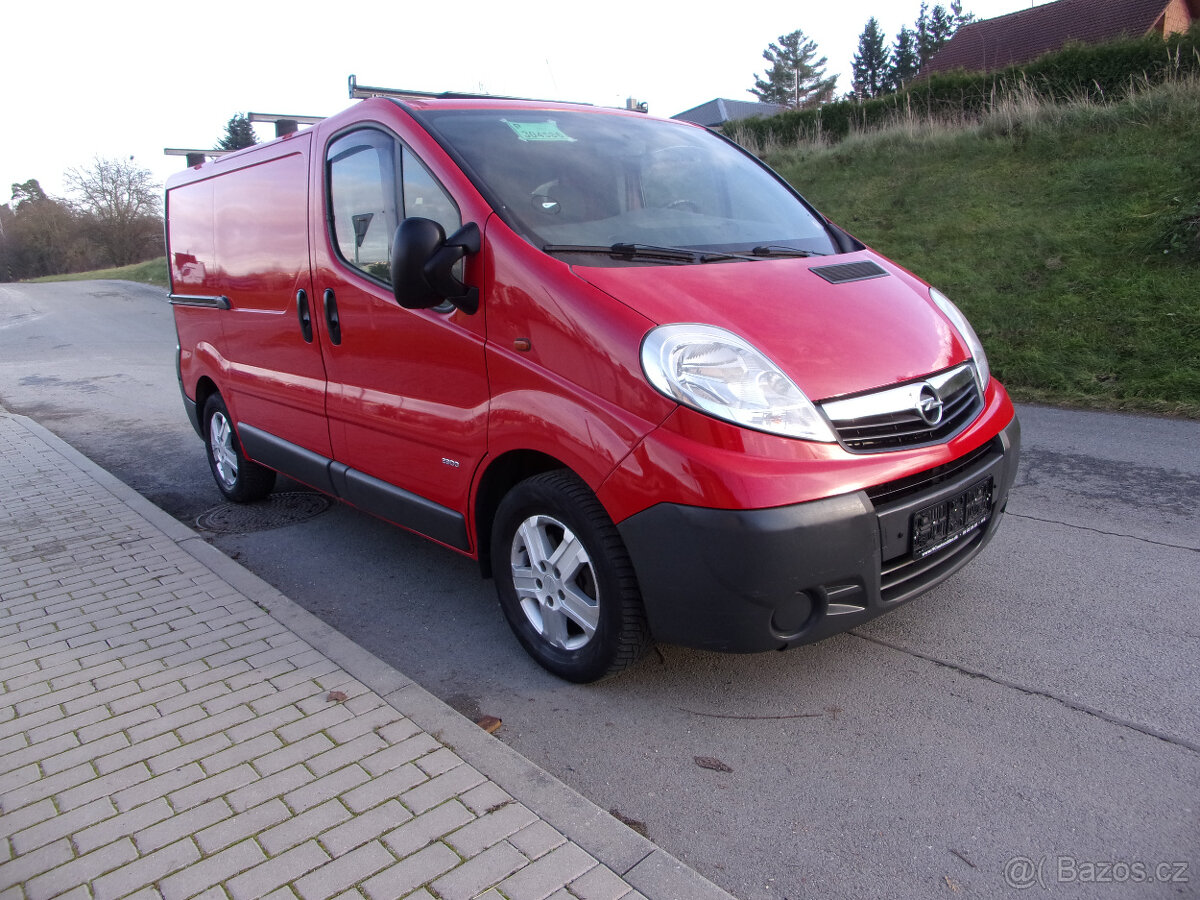 Opel Vivaro 2.0 CDTI,L1H1,Webasto,tažné,1.majitel,TOP