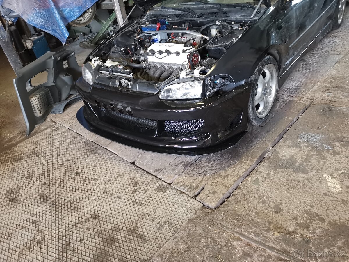 Honda Civic 5g hatch. Díly