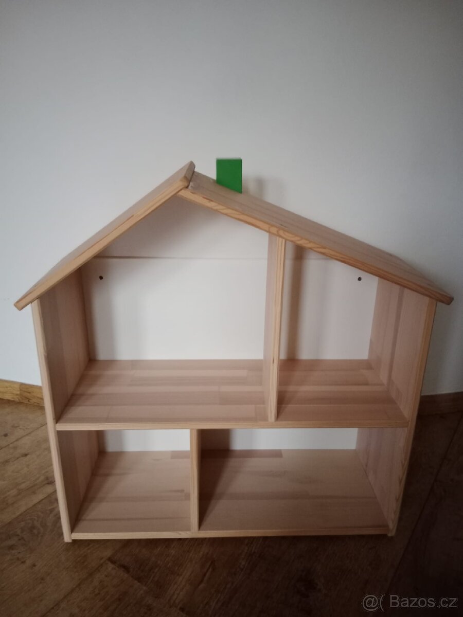 Domeček pro panenky