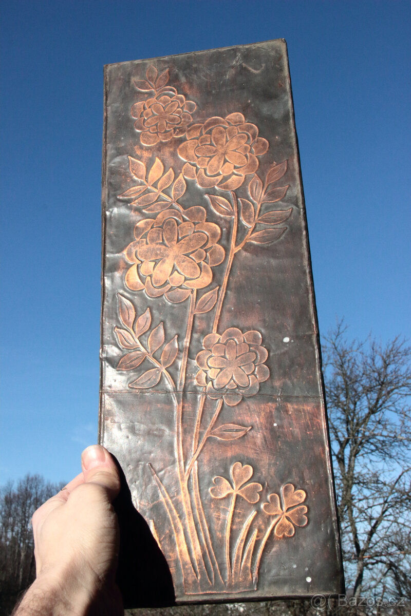 Měděný reliéfní obraz