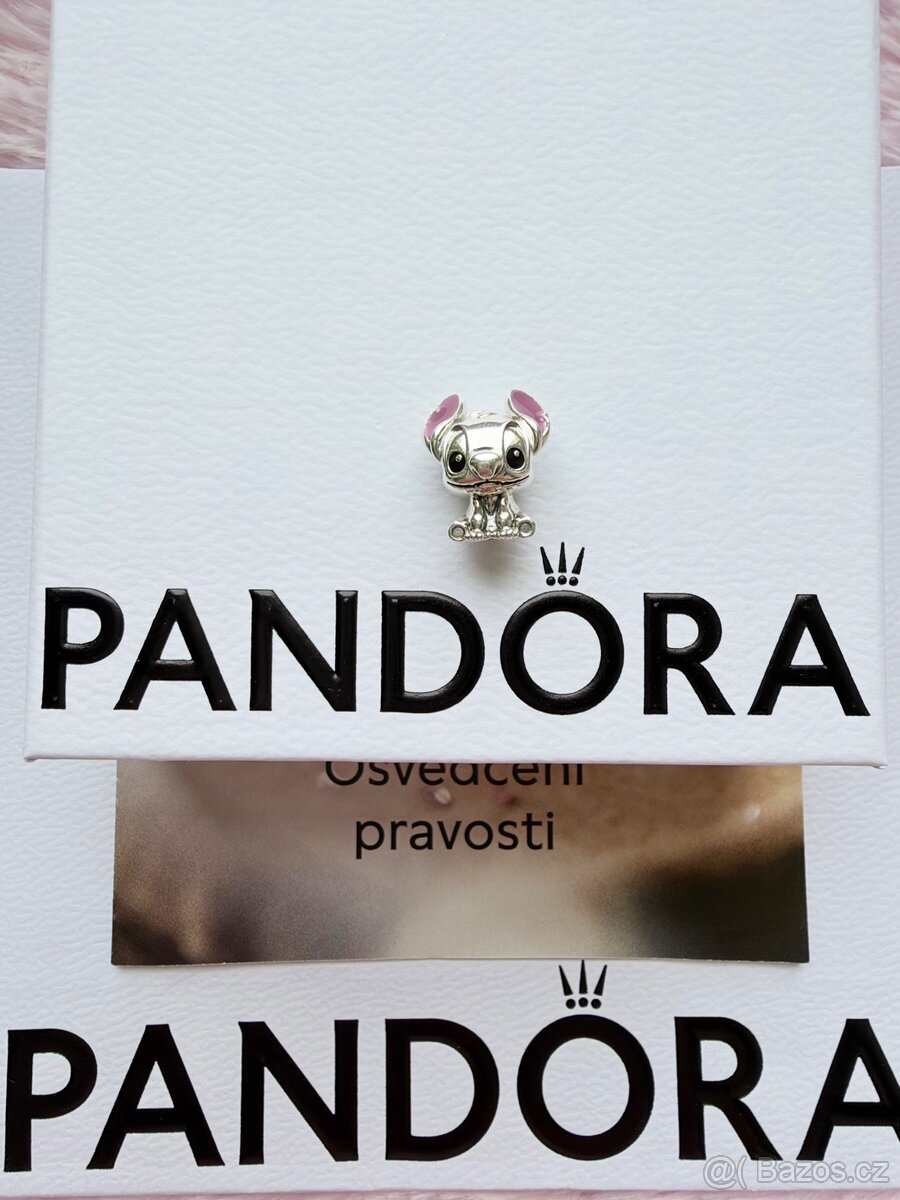 Pandora koralek Stitch