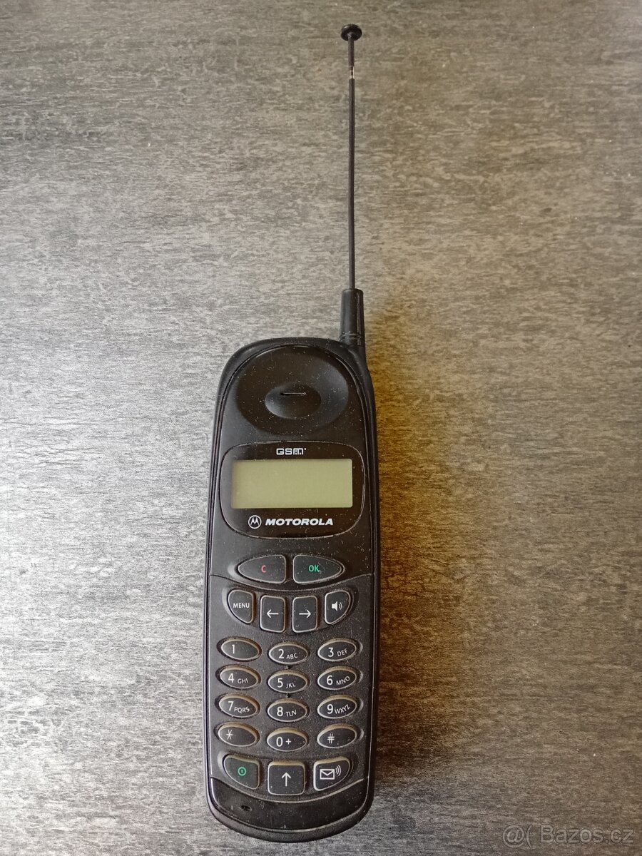 Mobilní telefon