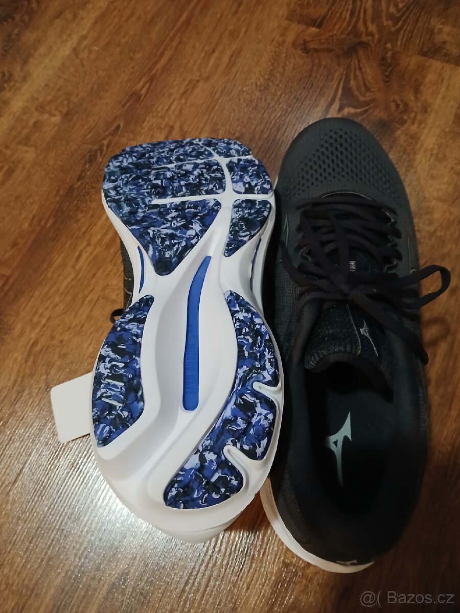 Prodávám boty mizuno WAVE RIDER 25 velikost 46.