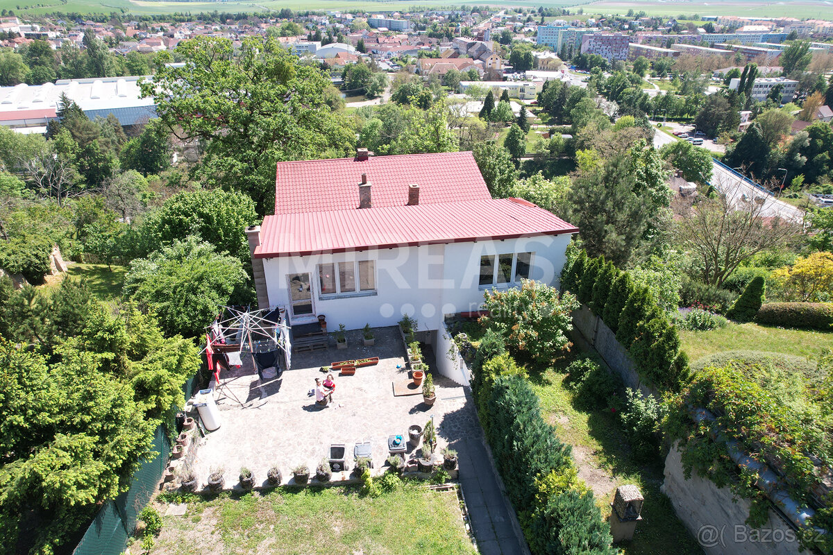 Benátky nad Jizerou, prodej vícegeneračního domu 12+4, 324 m