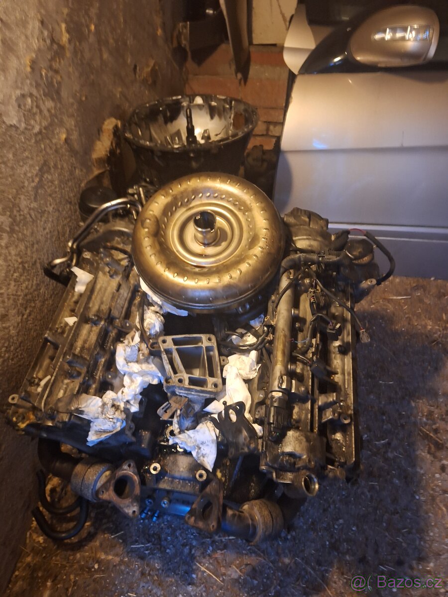 Mercedes w251