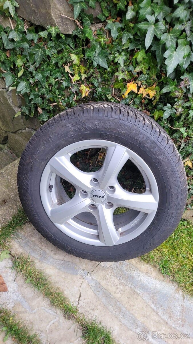 Prodám zimní pneu s disky Rial, 205/60 R16 5x112
