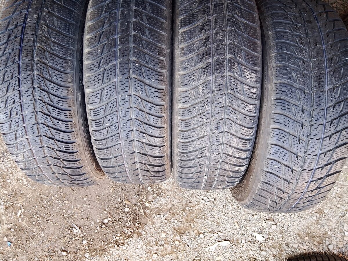 225/65/17 106h Nokian - zimní pneu 4ks