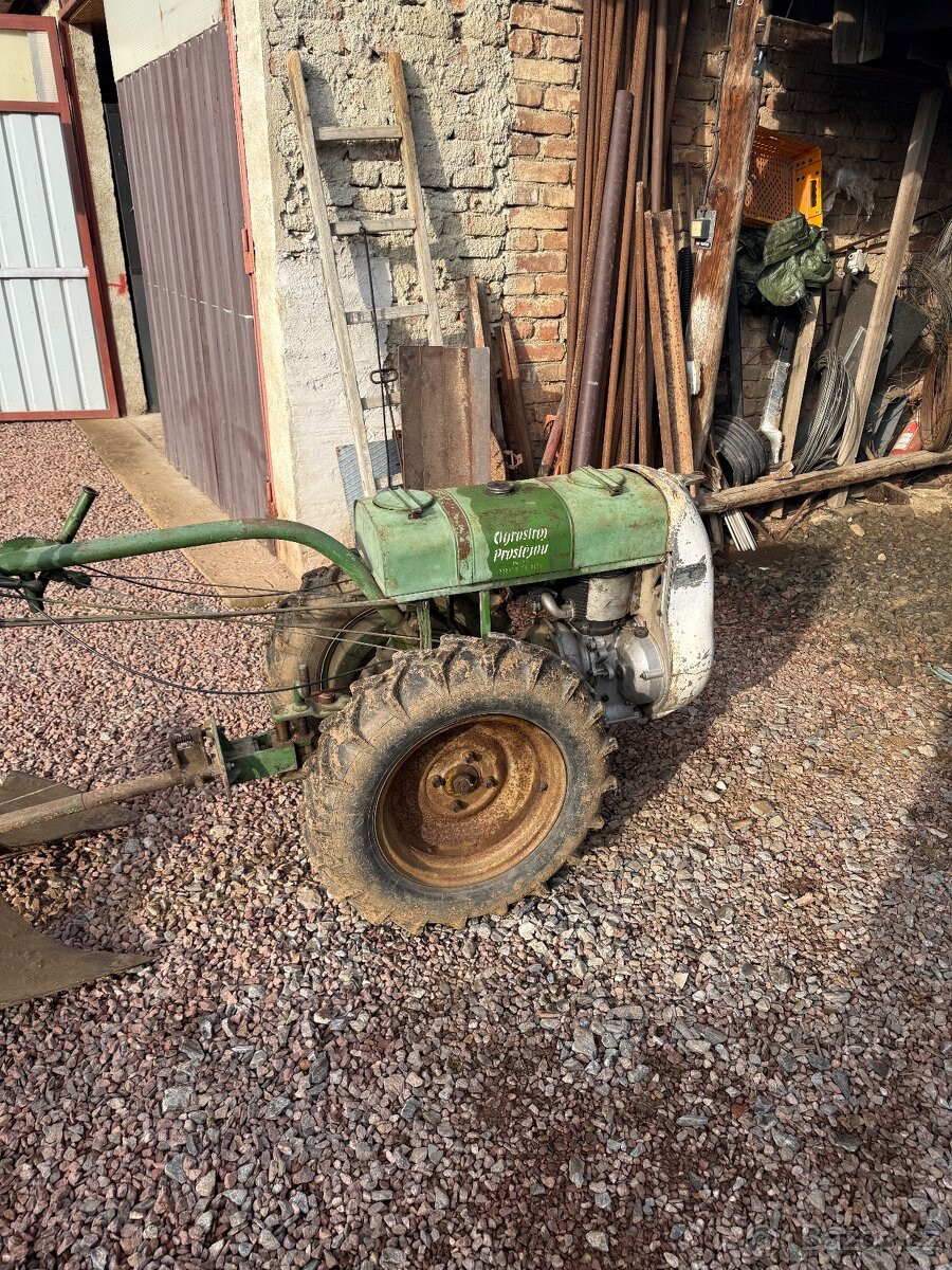 Motorobot Pf 62