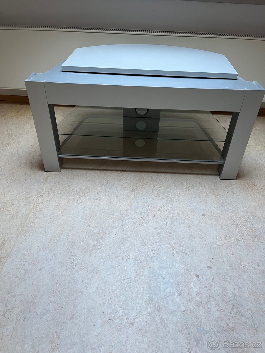 TV stolek