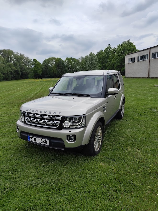 Land Rover Discovery 4