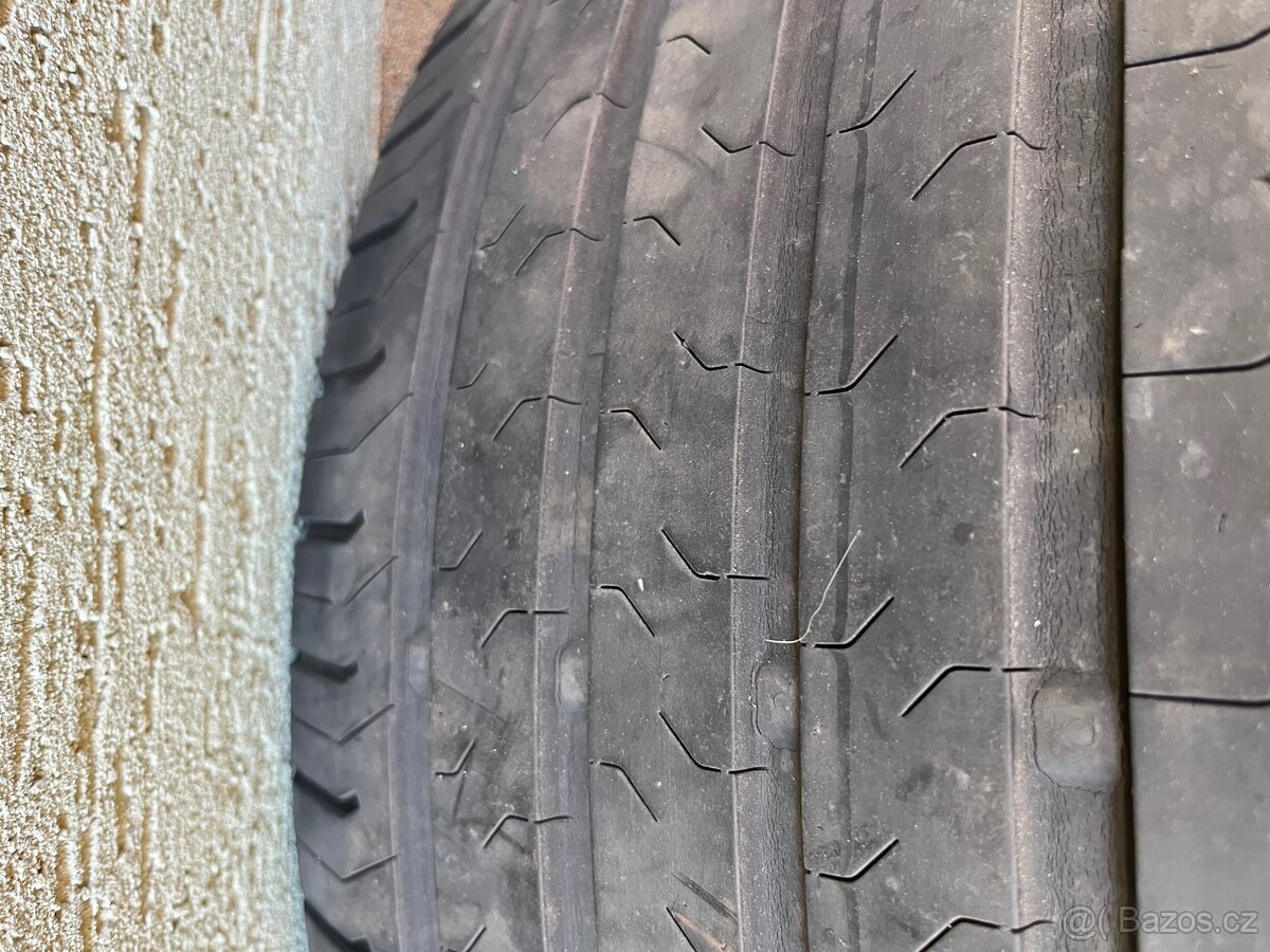 Letní pneu 2ks -245/45/18
