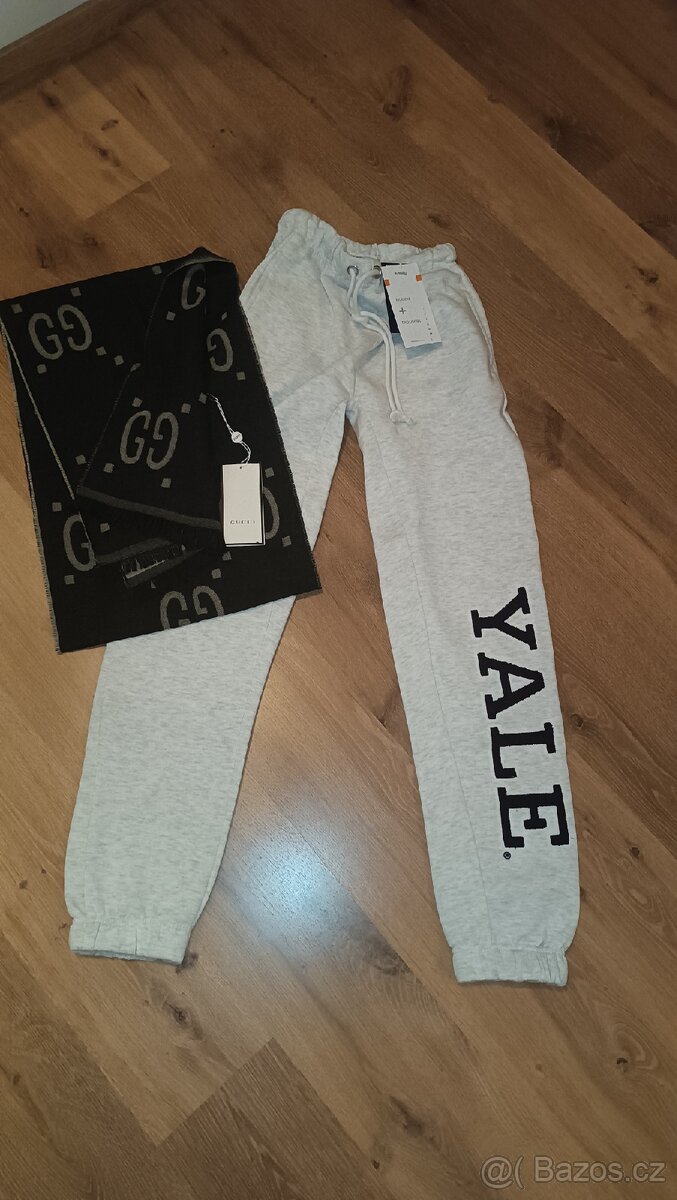 Tepláky YALE,vel XS/34