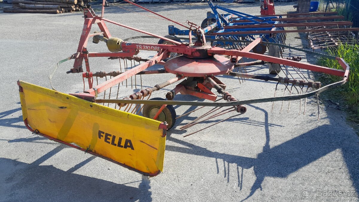 Shrnovač sena Fella TS 310 DRF
