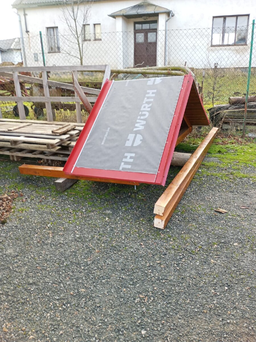 Přístřešek