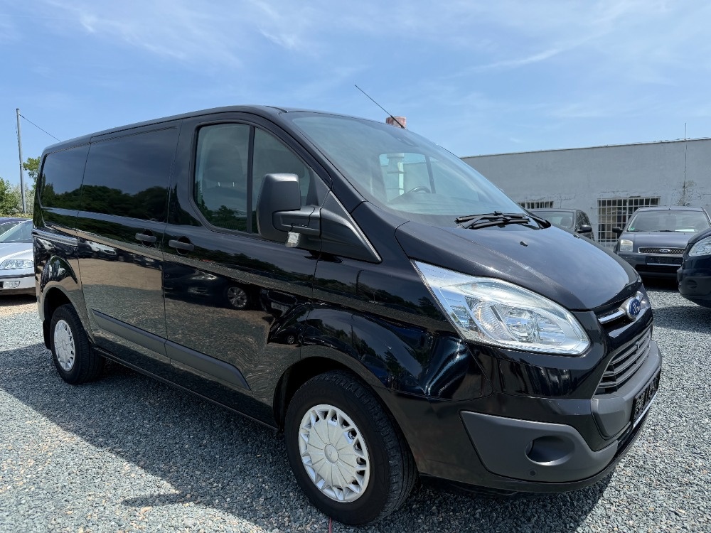 Ford Transit Custom 2.2 TDCi 92Kw NAVI, VÝHŘEV