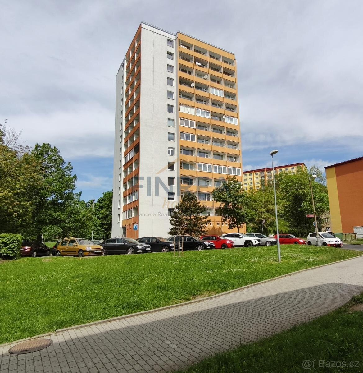 Prodej bytu, 4+1, 85 m2, OV, Chomutov, ul. Seifertova