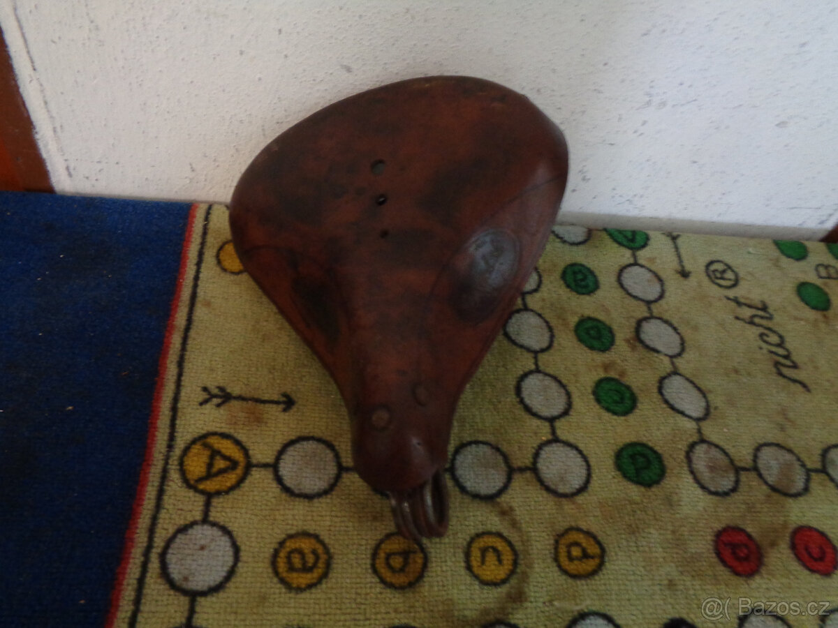 Sedlo ke kolu