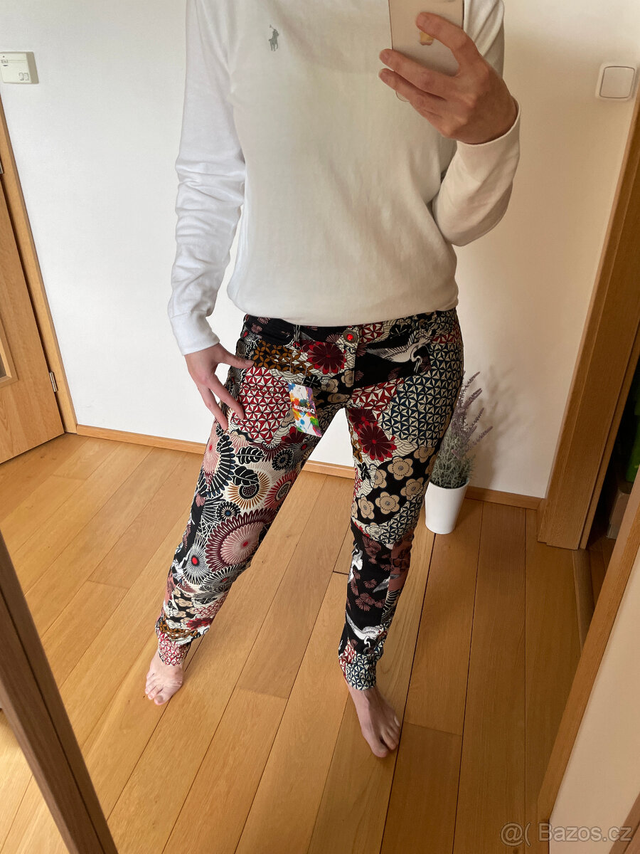 Nové vzorované úzké kalhoty Desigual, vel. W30