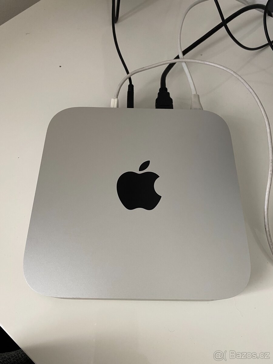 Apple mac mini 2014 + klávesnice