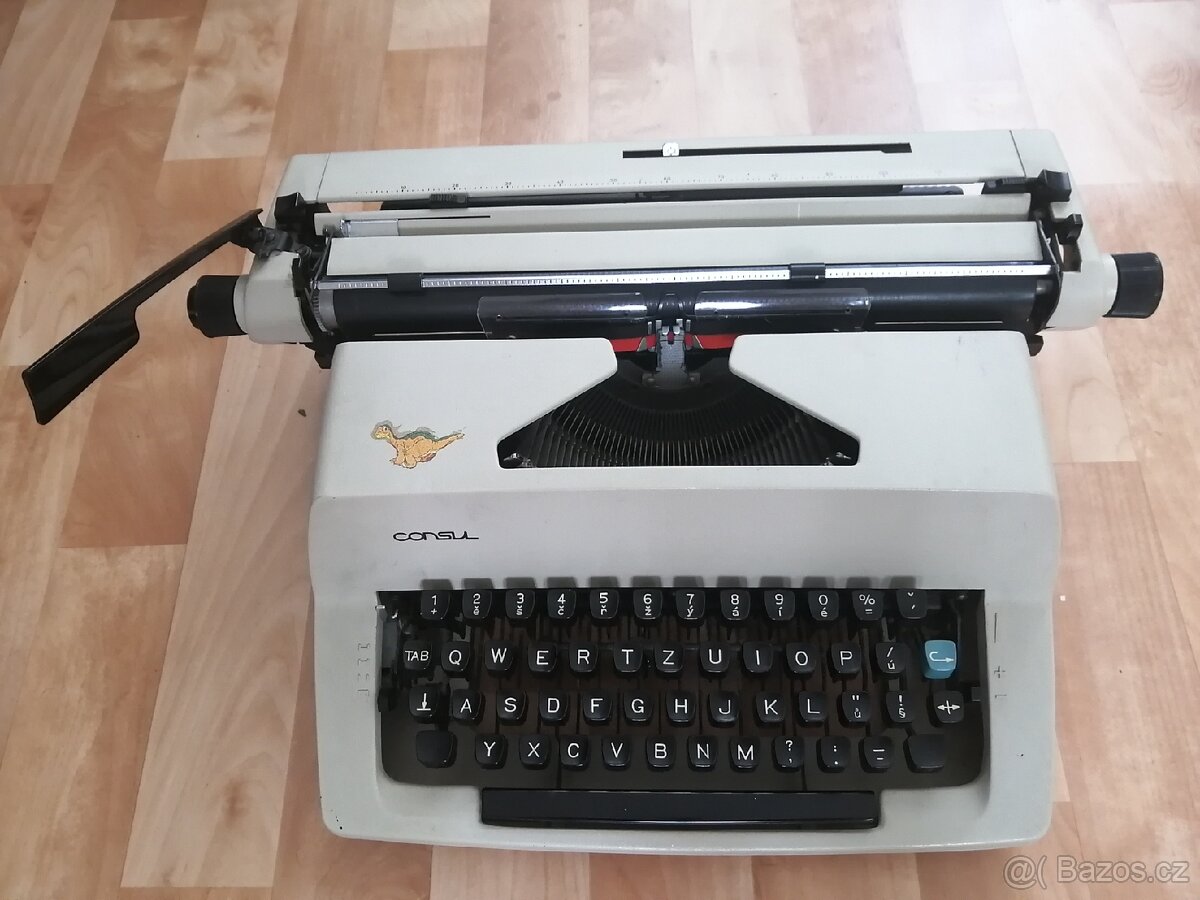 Psací stroj Consul