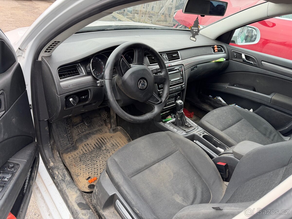 Palubní deska Škoda Superb 2 airbagy