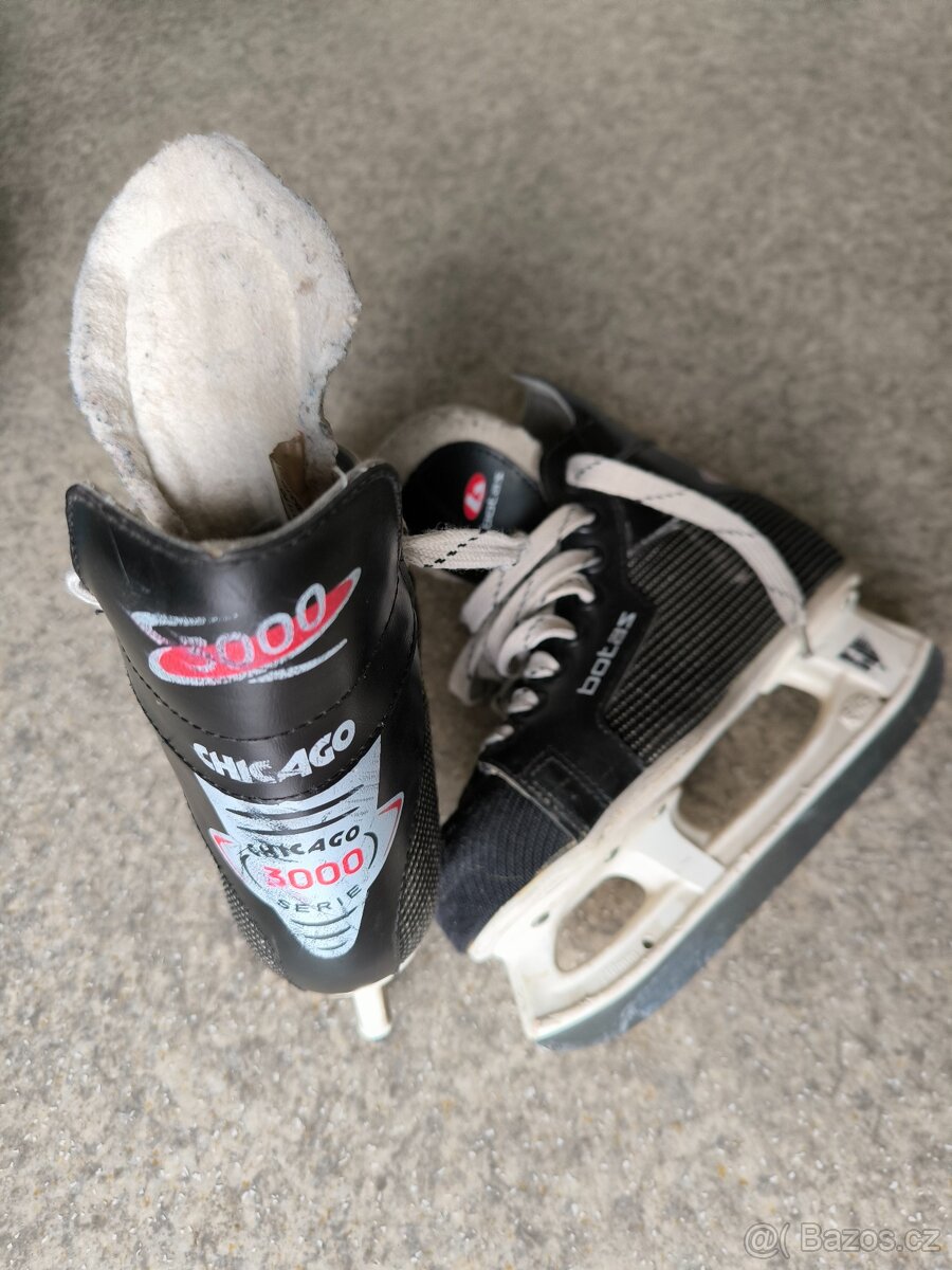 Dětské lední brusle Botas vel. 33, (21,5cm)