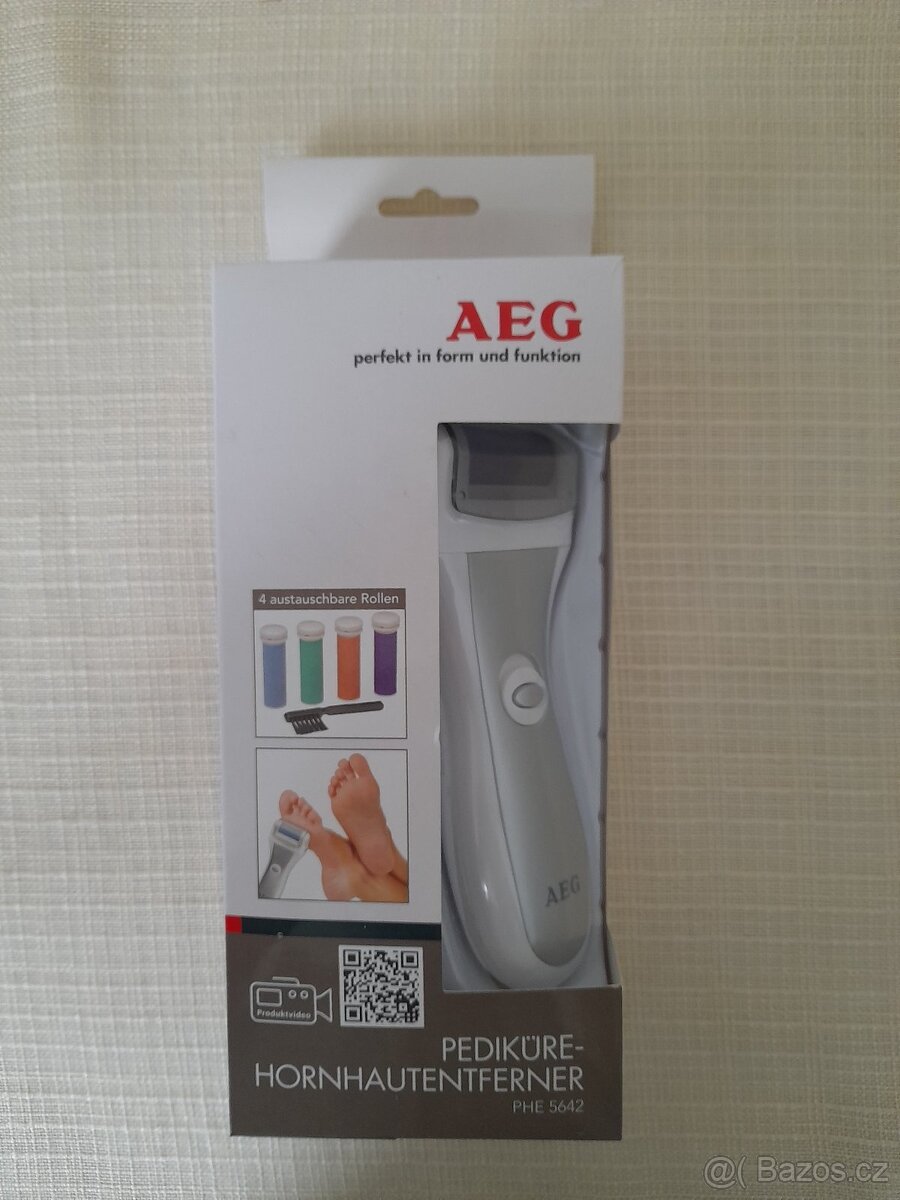 Elektrický pilník na nohy AEG