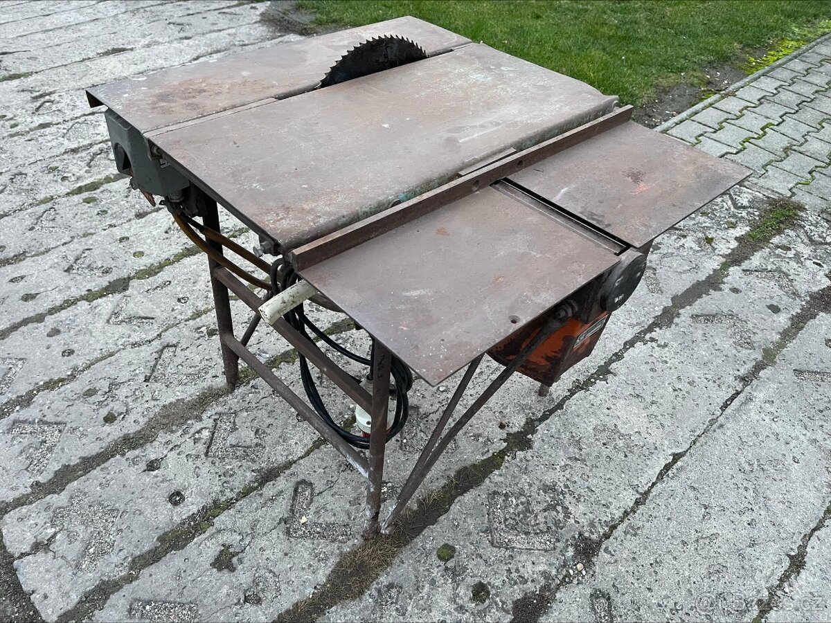 Cirkulárka a hoblovka NAREX