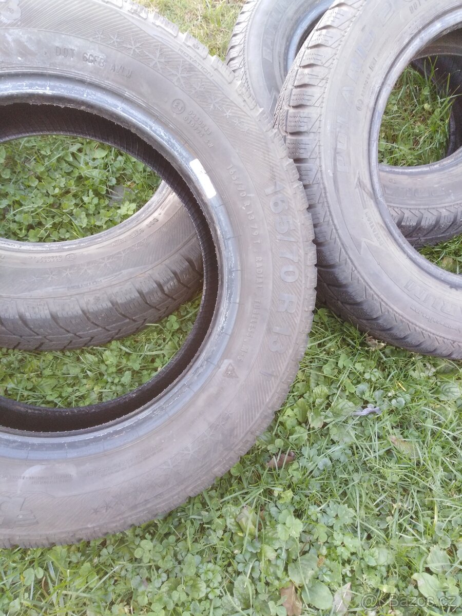 pneu 165/70 R13
