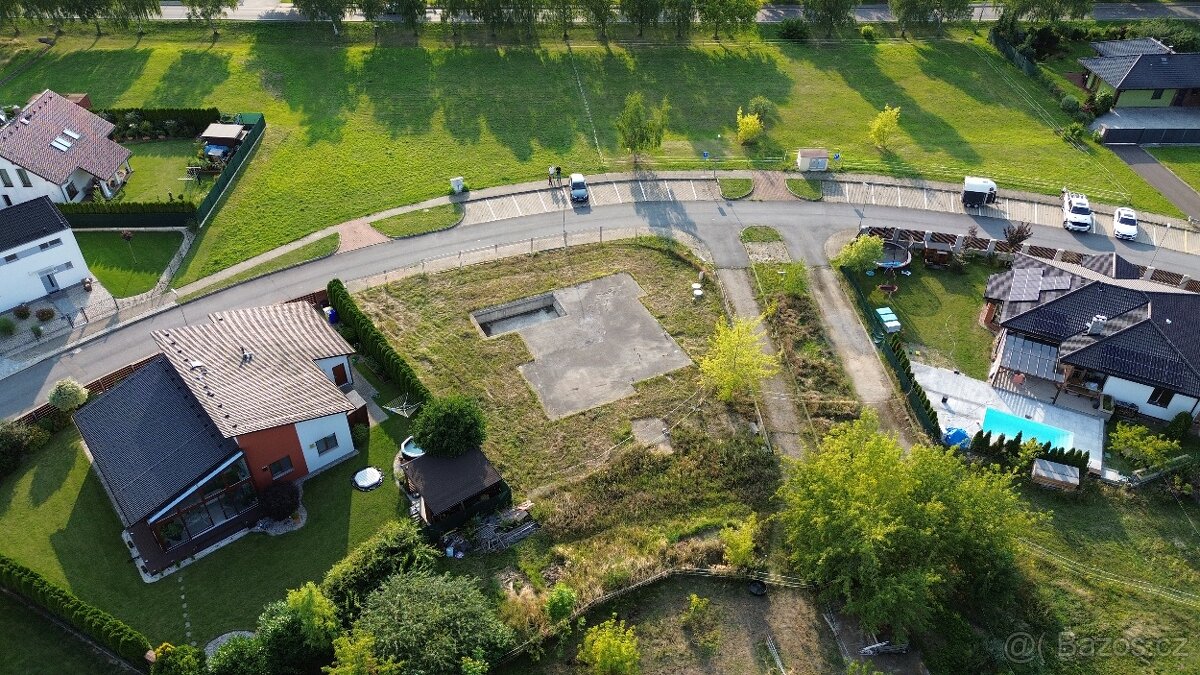 Stavební pozemek, Praha západ Zlatníky