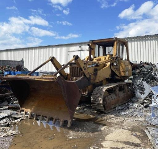 21t pásový nakladač Komatsu D75S