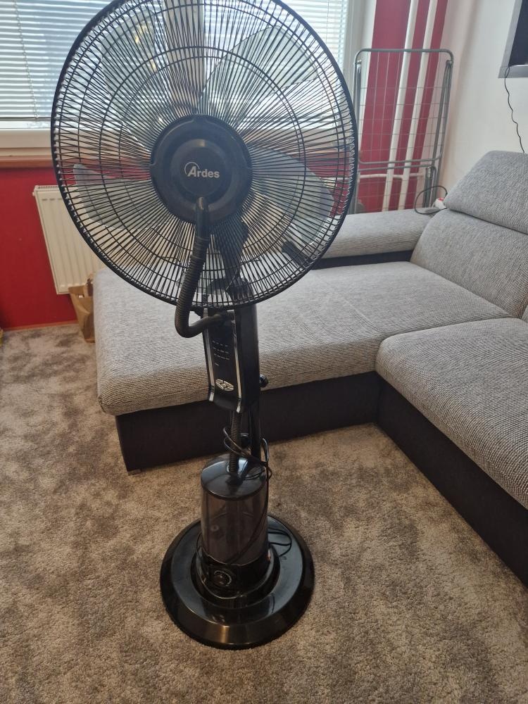 Ardes AR5M40 - stojanový HYDRO ventilátor se zvlhčovačem