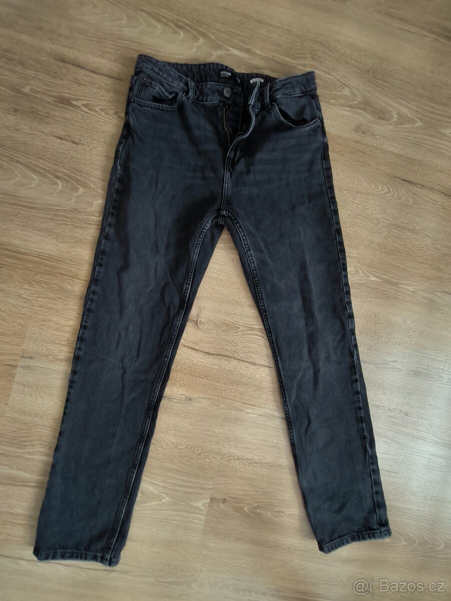 Černé rifle House 40