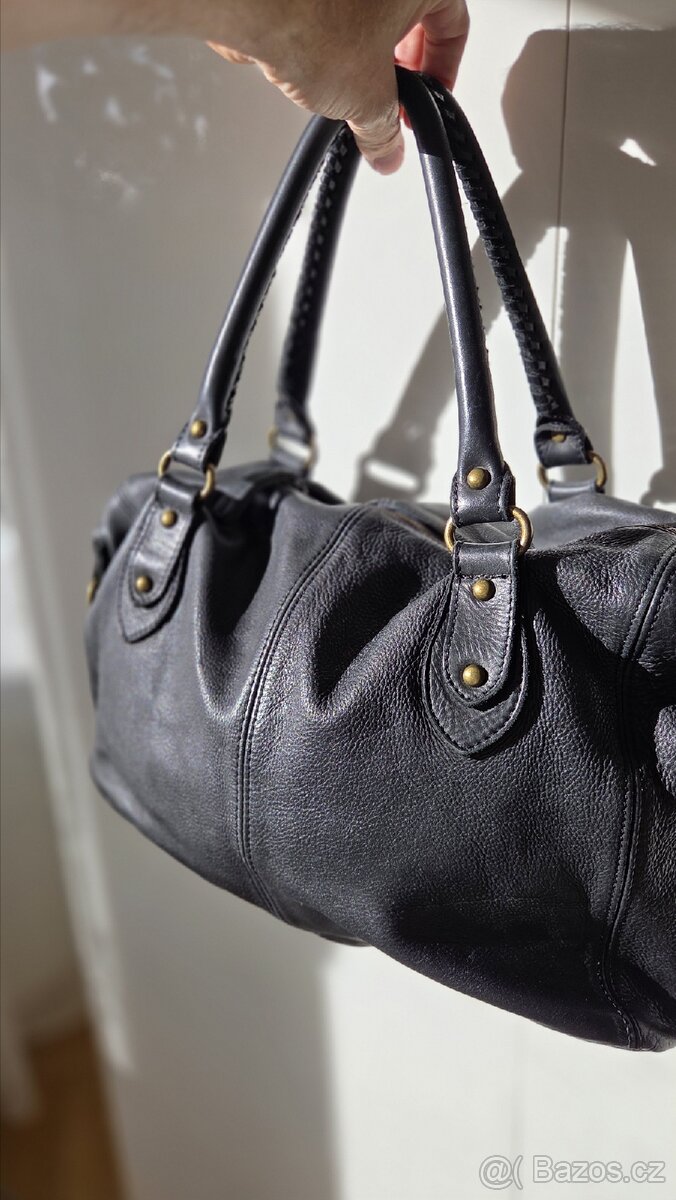 Kožená kabelka vintage styl