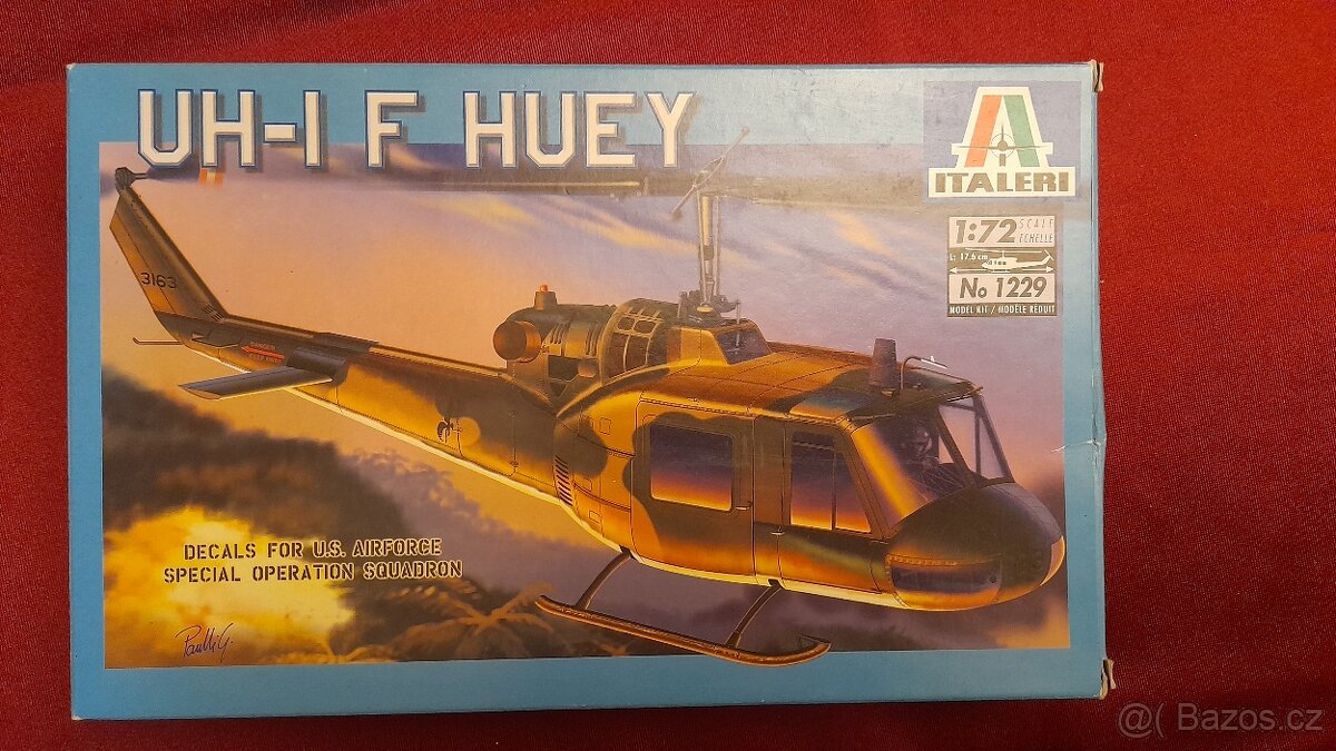 Vrtulník UH-I F HUEY